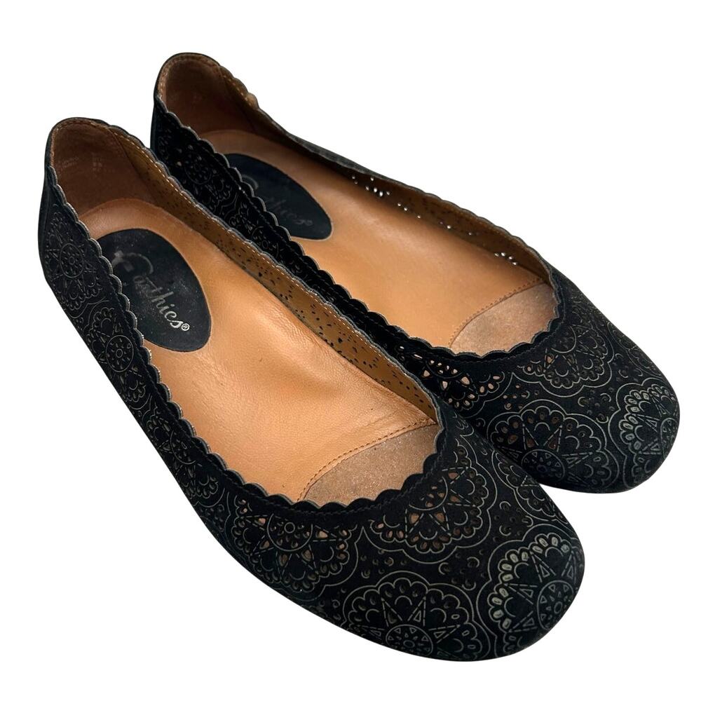 Earthies Bindi Black Leather Floral Scalloped Ballet Flats Size 8 Boho Summer